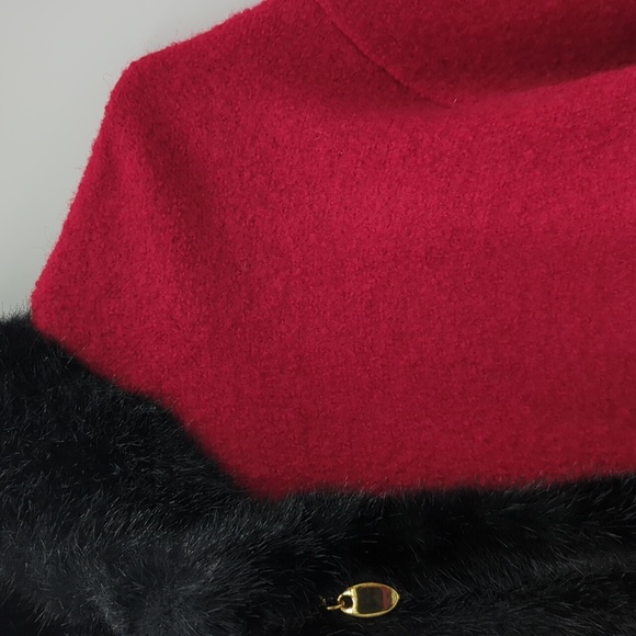 Vintage Lisa International Boiled Wool Jacket Faux Fur Medium Red Zip Up Women's - Picture 5 of 11